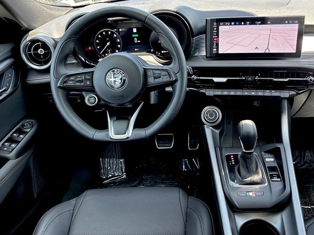 Used 2025 Alfa Romeo Tonale w/ Premium Package AWD/4WD image 19