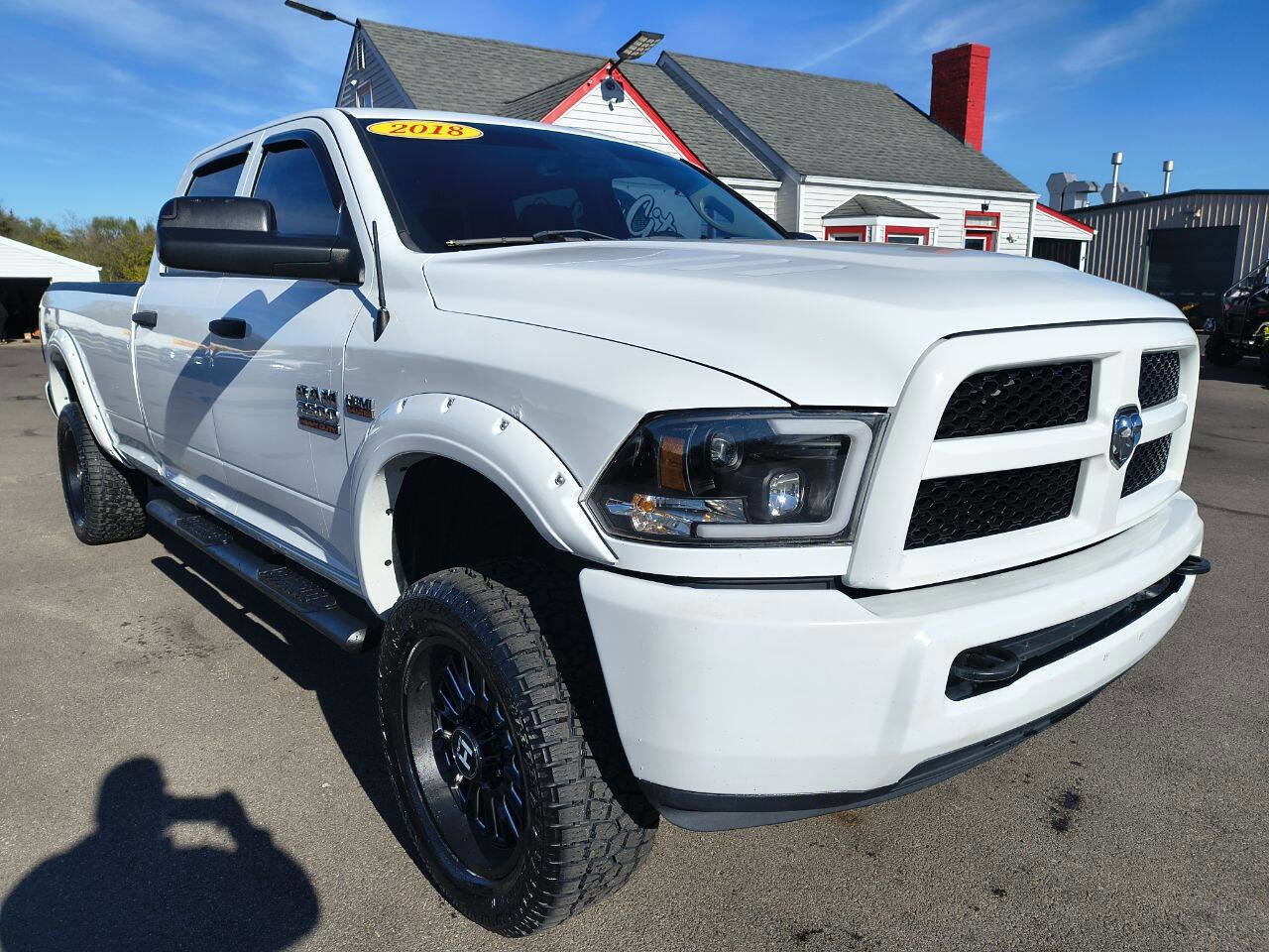 Used 2018 RAM 2500 Tradesman w/ Protection Group image 4