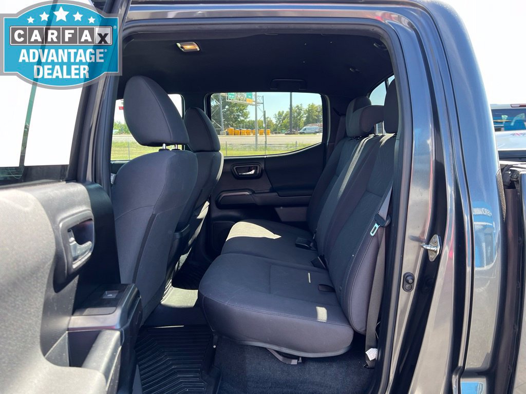 Used 2019 Toyota Tacoma TRD Off-Road w/ Exterior Package AWD/4WD image 19