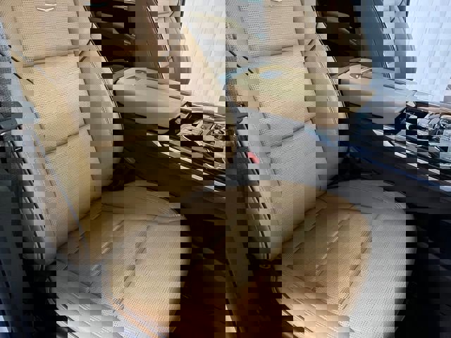 Certified 2025 Cadillac Escalade Premium Luxury w/ Touring Package image 18