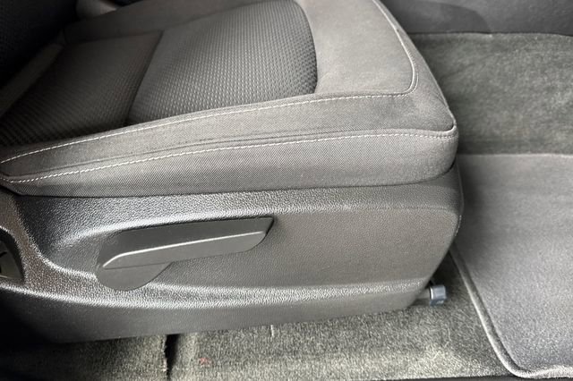 Used 2018 Chevrolet Colorado LT w/ LT Convenience Package RWD image 23