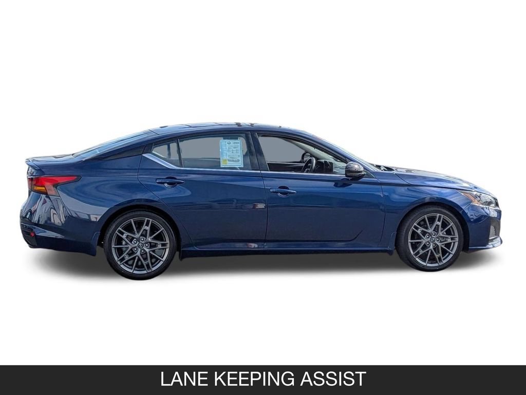Certified 2023 Nissan Altima 2.0 SR FWD image 6