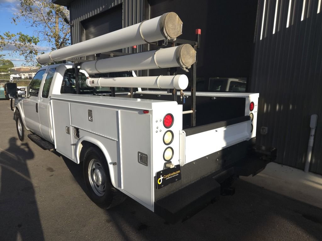 Used 2014 Ford F250 XL w/ Power Equipment Group RWD image 3