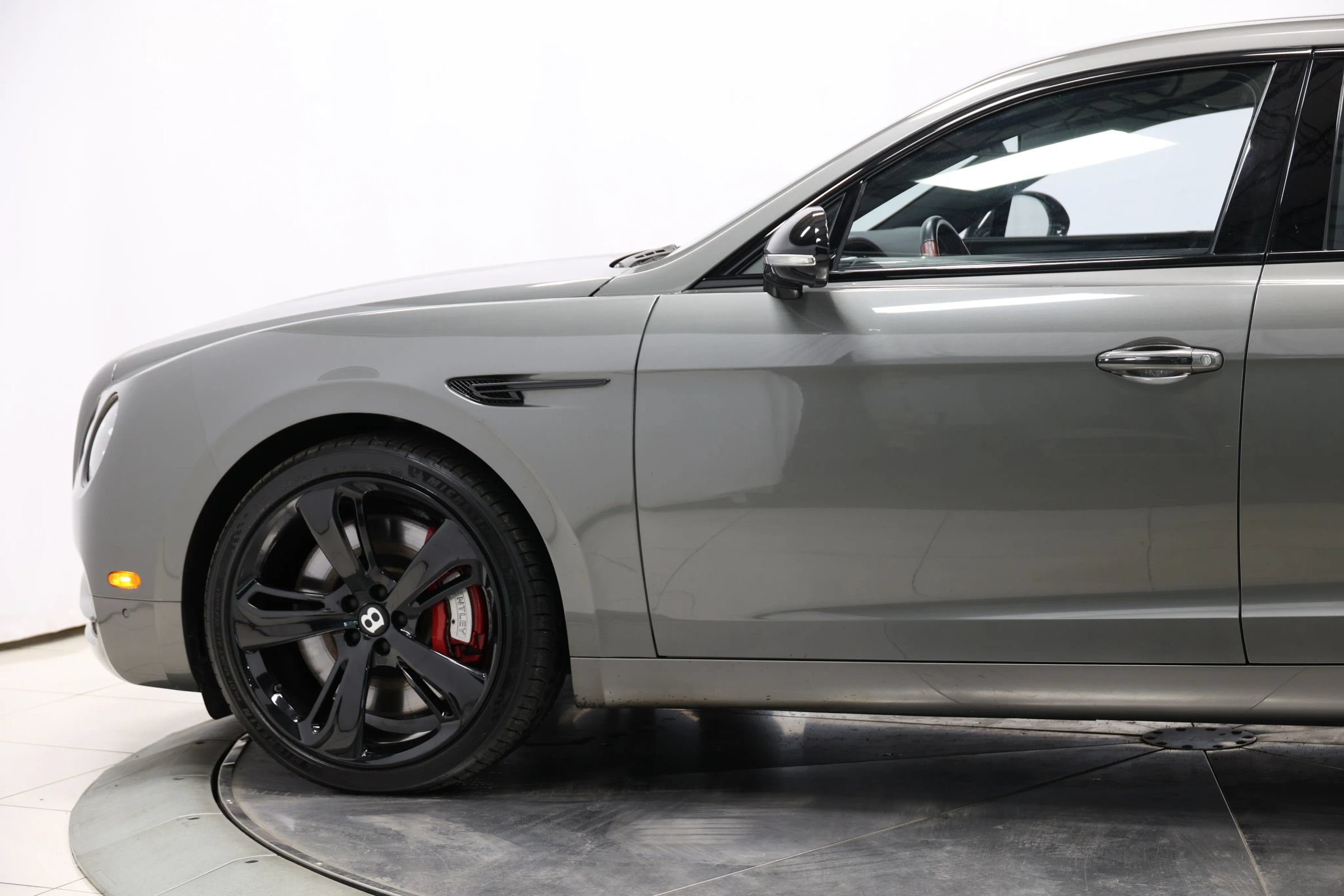 Used 2017 Bentley Flying Spur S W12 AWD/4WD image 9