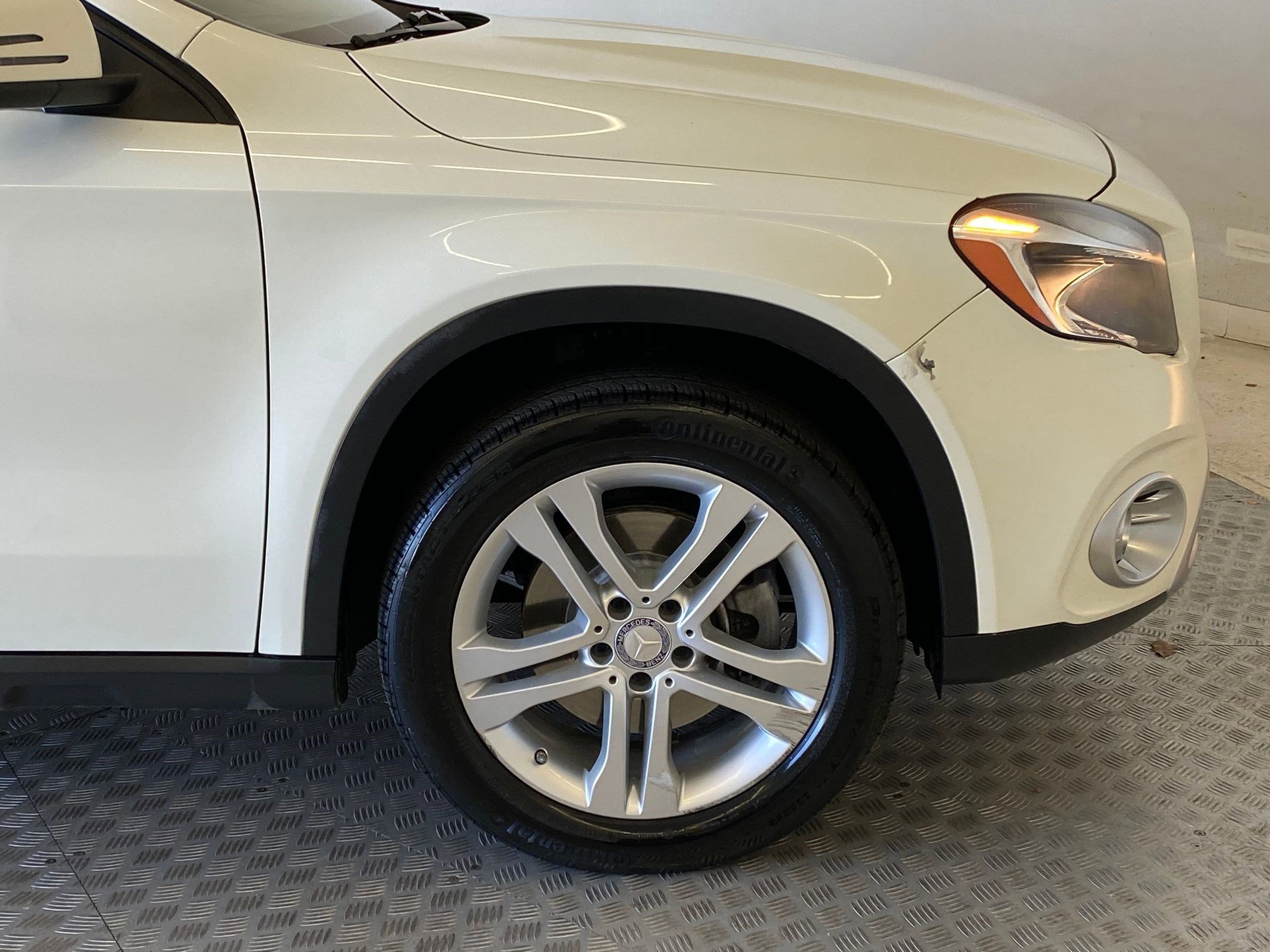 Used 2018 Mercedes-Benz GLA 250 4MATIC image 11