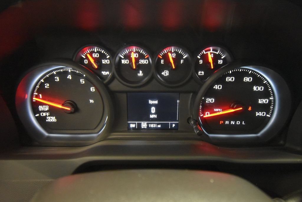 Used 2025 Chevrolet Silverado 1500 W/T w/ Trailering Package AWD/4WD image 9