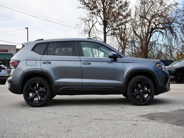 New 2026 Volkswagen Taos SEL AWD/4WD image 8