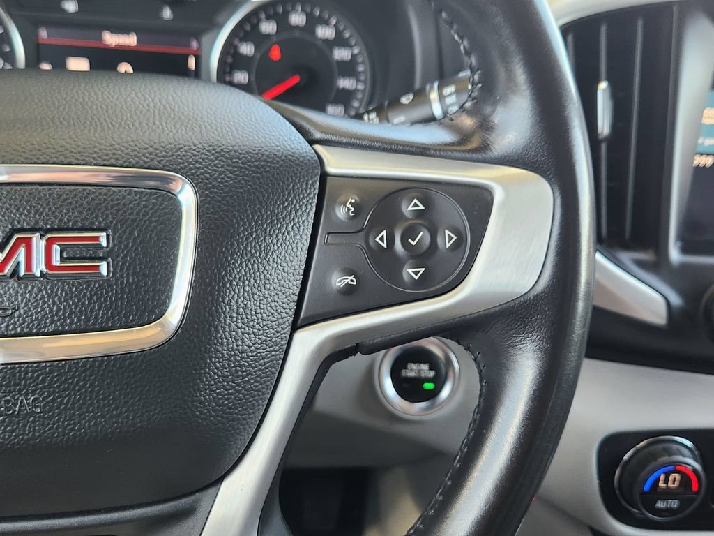 Used 2022 GMC Terrain SLT w/ Infotainment Package II AWD/4WD image 18
