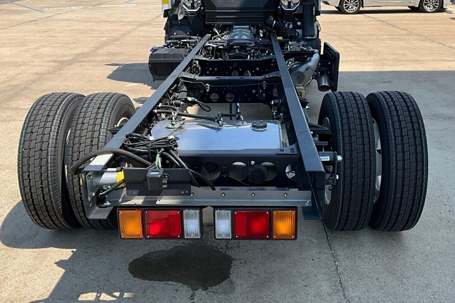 New 2025 Chevrolet Low Cab Forward 4500 XD RWD image 5