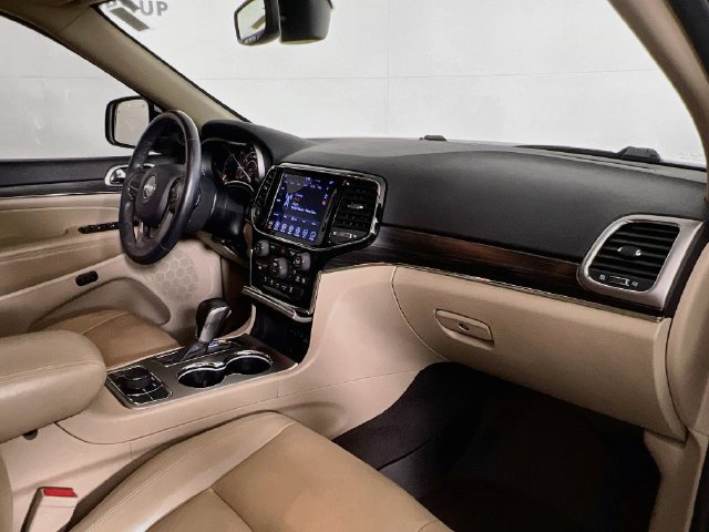 Used 2019 Jeep Grand Cherokee Limited AWD/4WD image 40