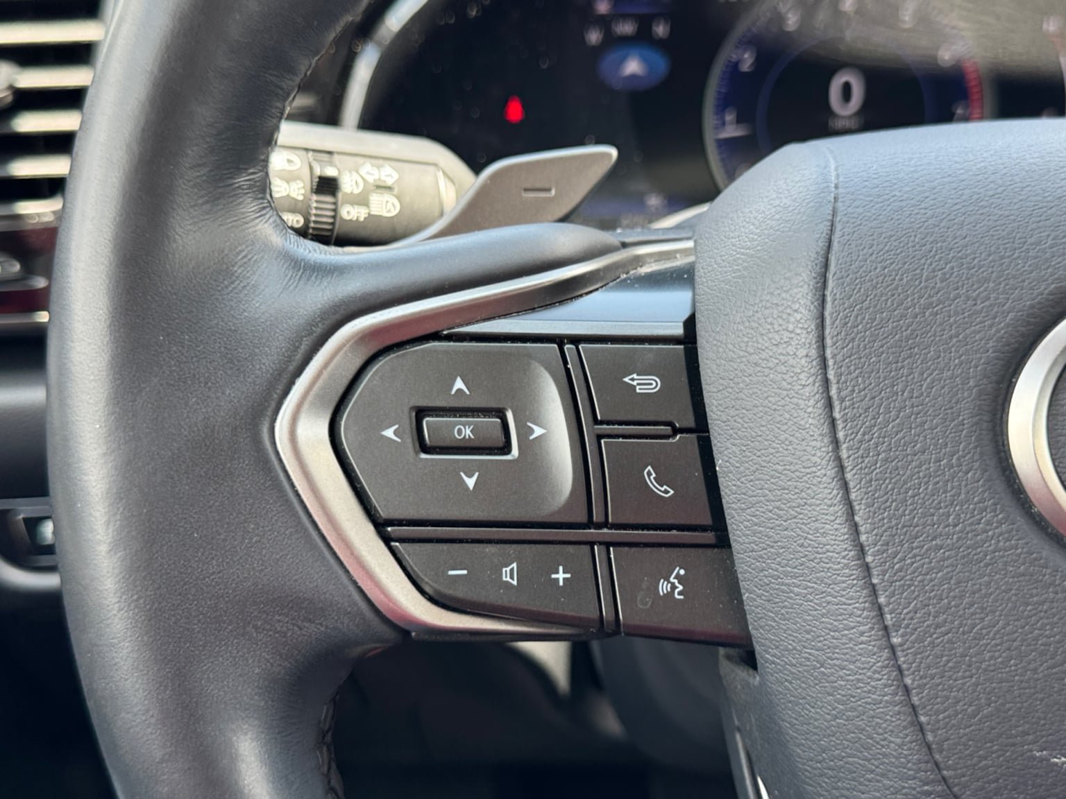 Used 2023 Lexus NX 350 AWD image 22