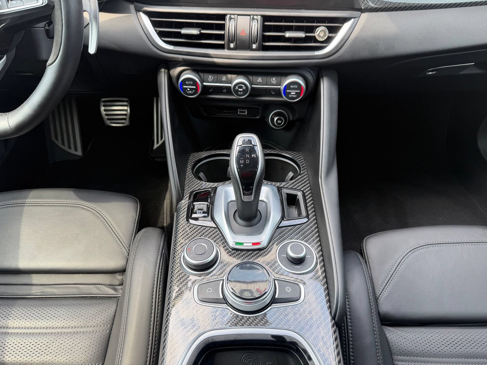 Used 2023 Alfa Romeo Giulia Quadrifoglio w/ Active Assist Plus Package RWD image 17