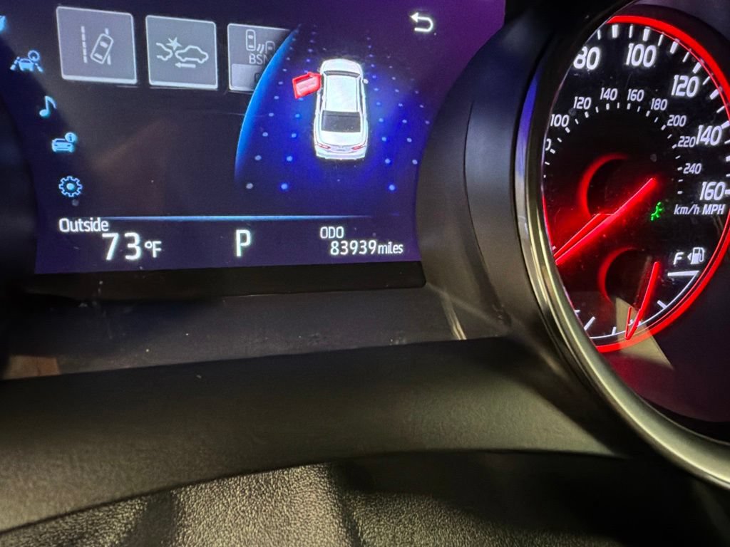 Used 2020 Toyota Camry XSE FWD image 23