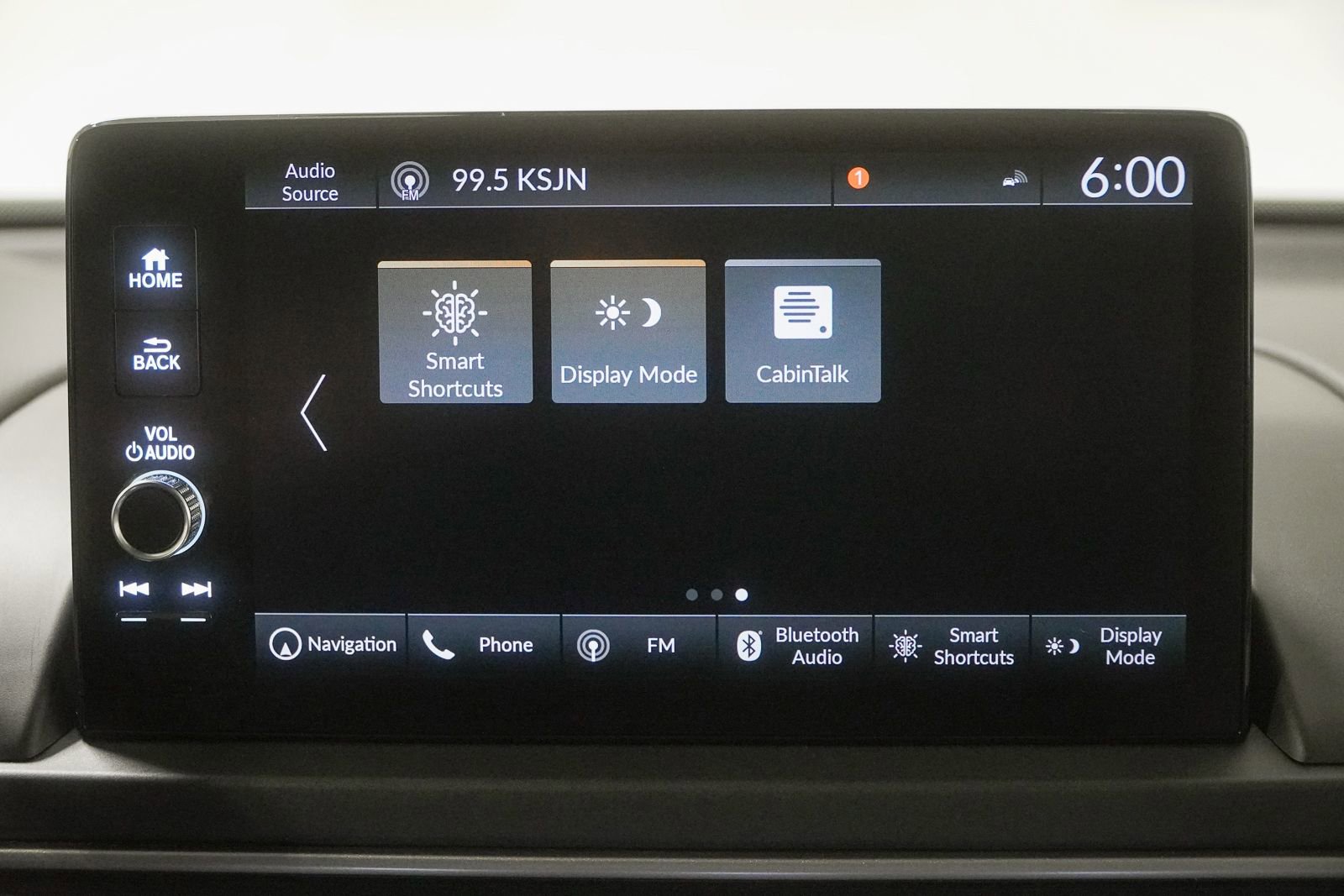 Certified 2025 Honda Pilot Touring image 31