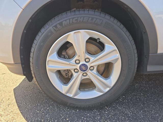 Used 2016 Ford Escape SE w/ Equipment Group 201A FWD image 21
