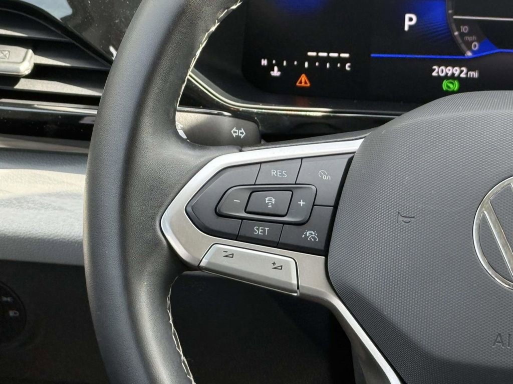 Used 2024 Volkswagen Taos S image 23