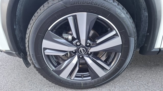 Certified 2023 Nissan Rogue Platinum w/ Platinum Premium Package FWD image 25