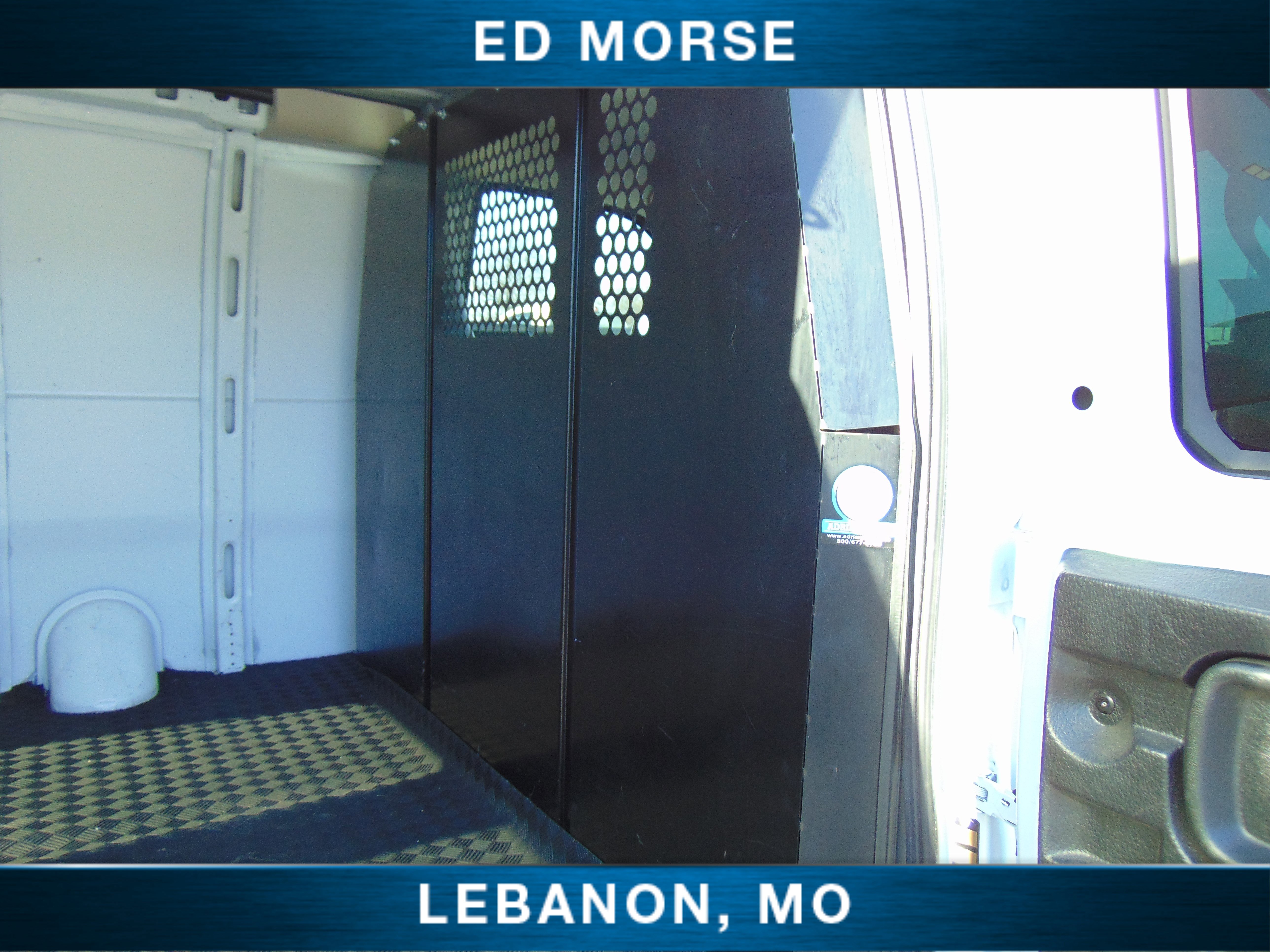 Used 2022 Chevrolet Express 2500 w/ Driver Convenience Package image 11