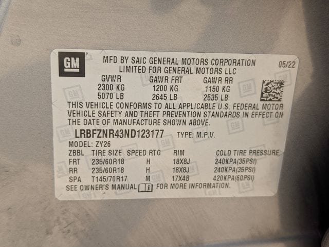 Used 2022 Buick Envision Essence w/ Technology Package I FWD image 31