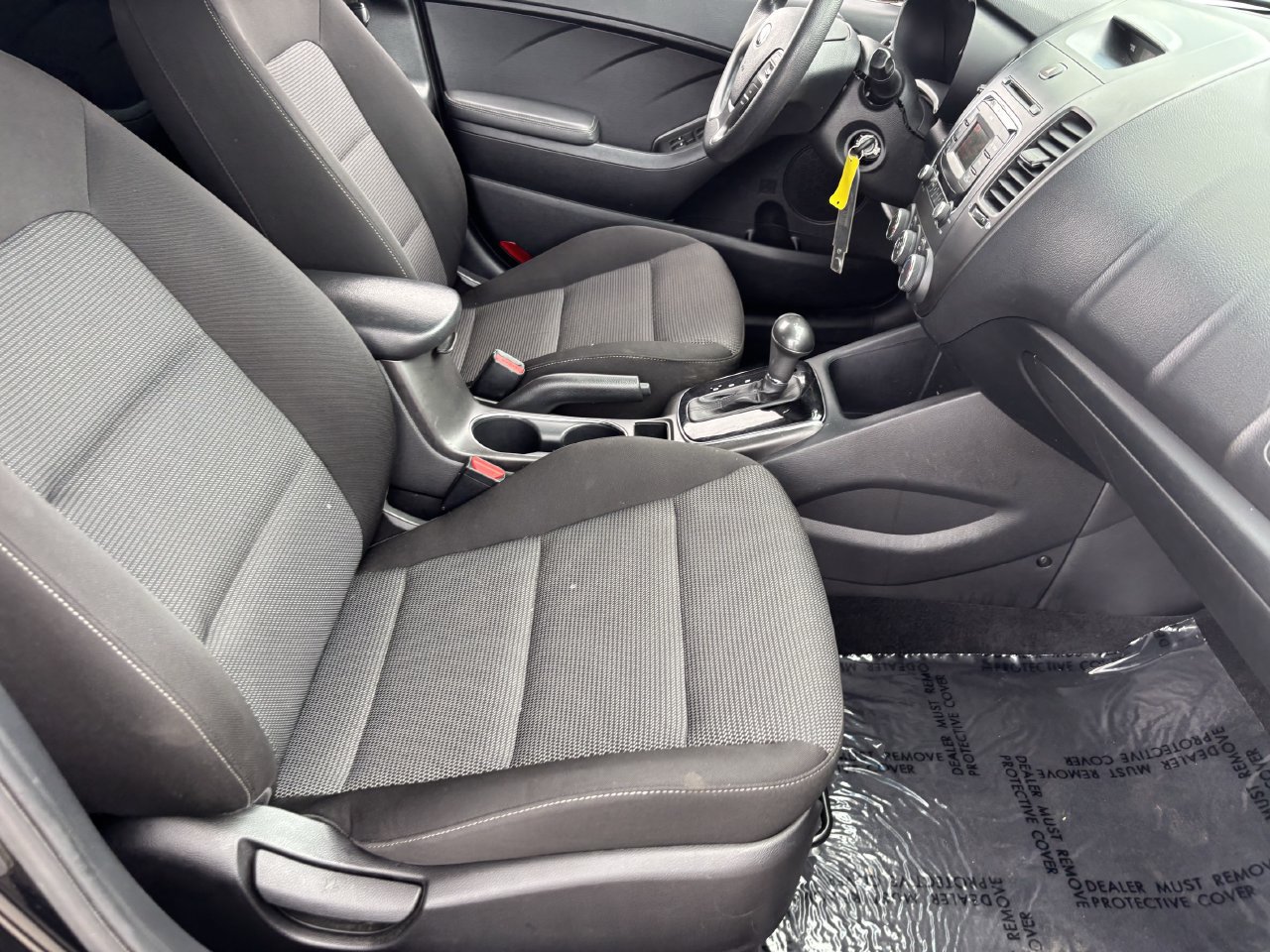 Used 2017 Kia Forte LX FWD image 9