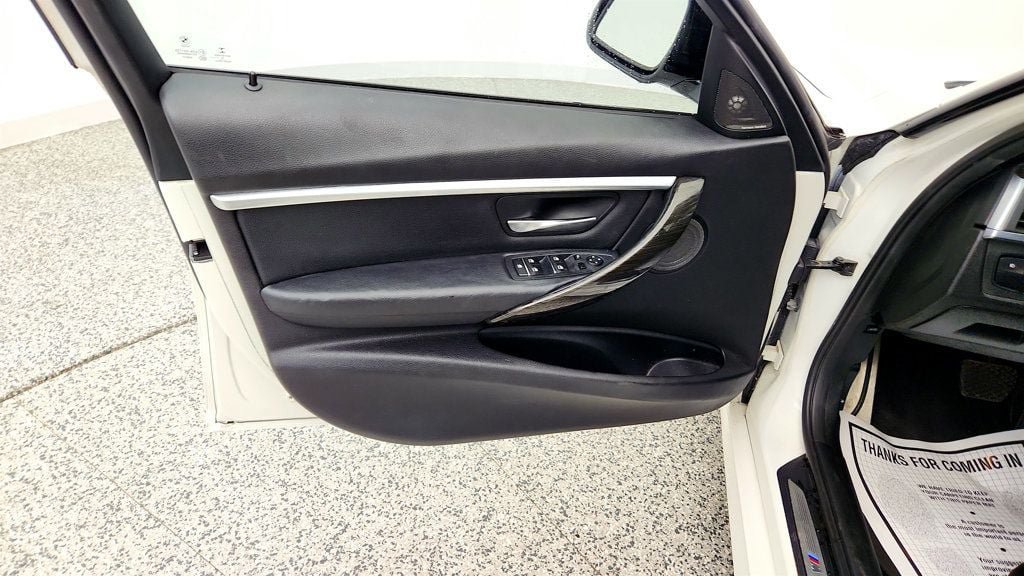 Used 2016 BMW 340i Sedan RWD image 11