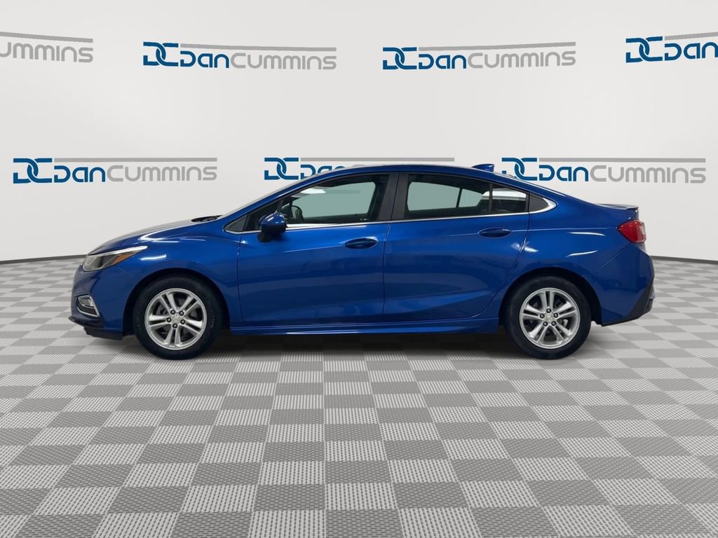 Used 2018 Chevrolet Cruze LT w/ RS Package FWD image 5