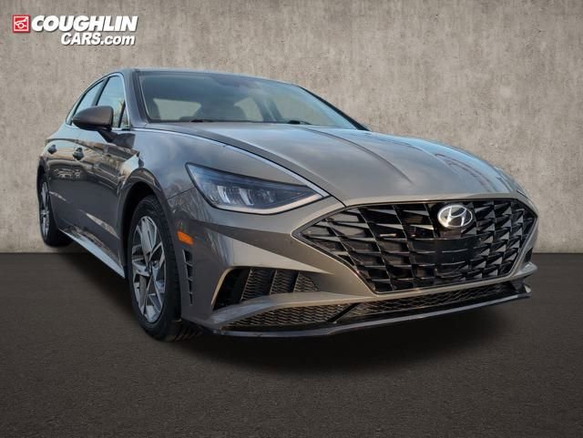 Used 2023 Hyundai Sonata SEL image 1