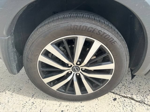 Used 2025 Nissan Pathfinder Platinum FWD image 19