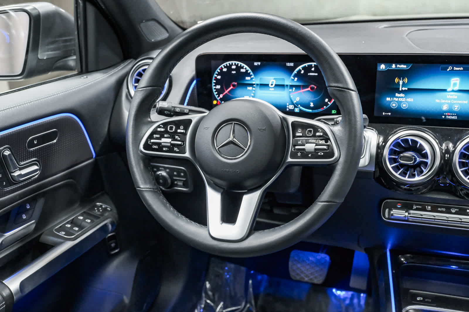 Used 2022 Mercedes-Benz GLB 250 image 19