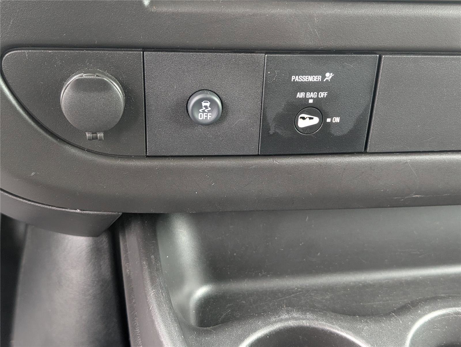 Used 2013 Chevrolet Express 3500 LS image 21