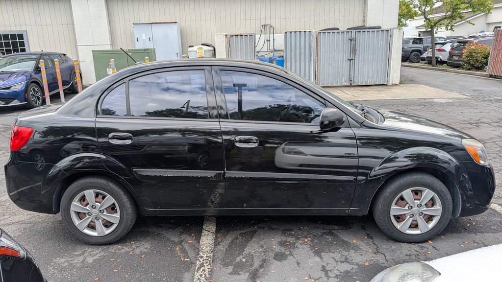 Used 2011 Kia Rio LX image 6