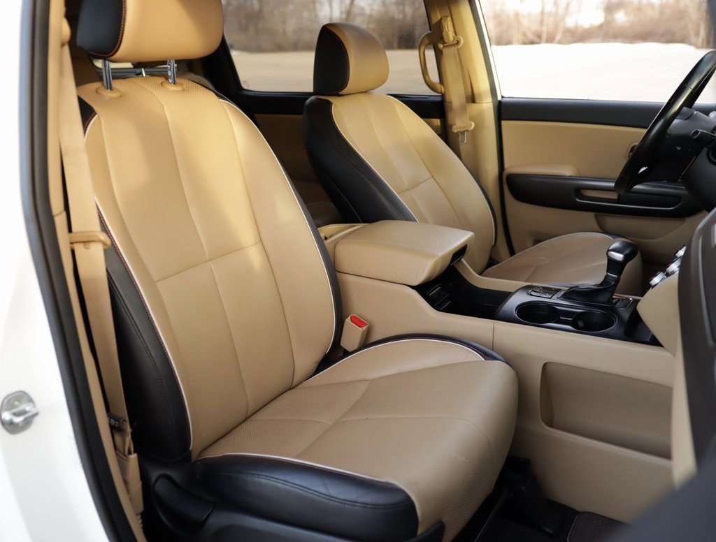 Used 2018 Kia Sedona LX w/ LX Essentials Premium Package image 29