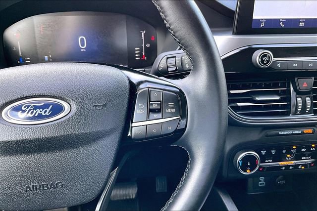 Used 2023 Ford Escape Active AWD/4WD image 12