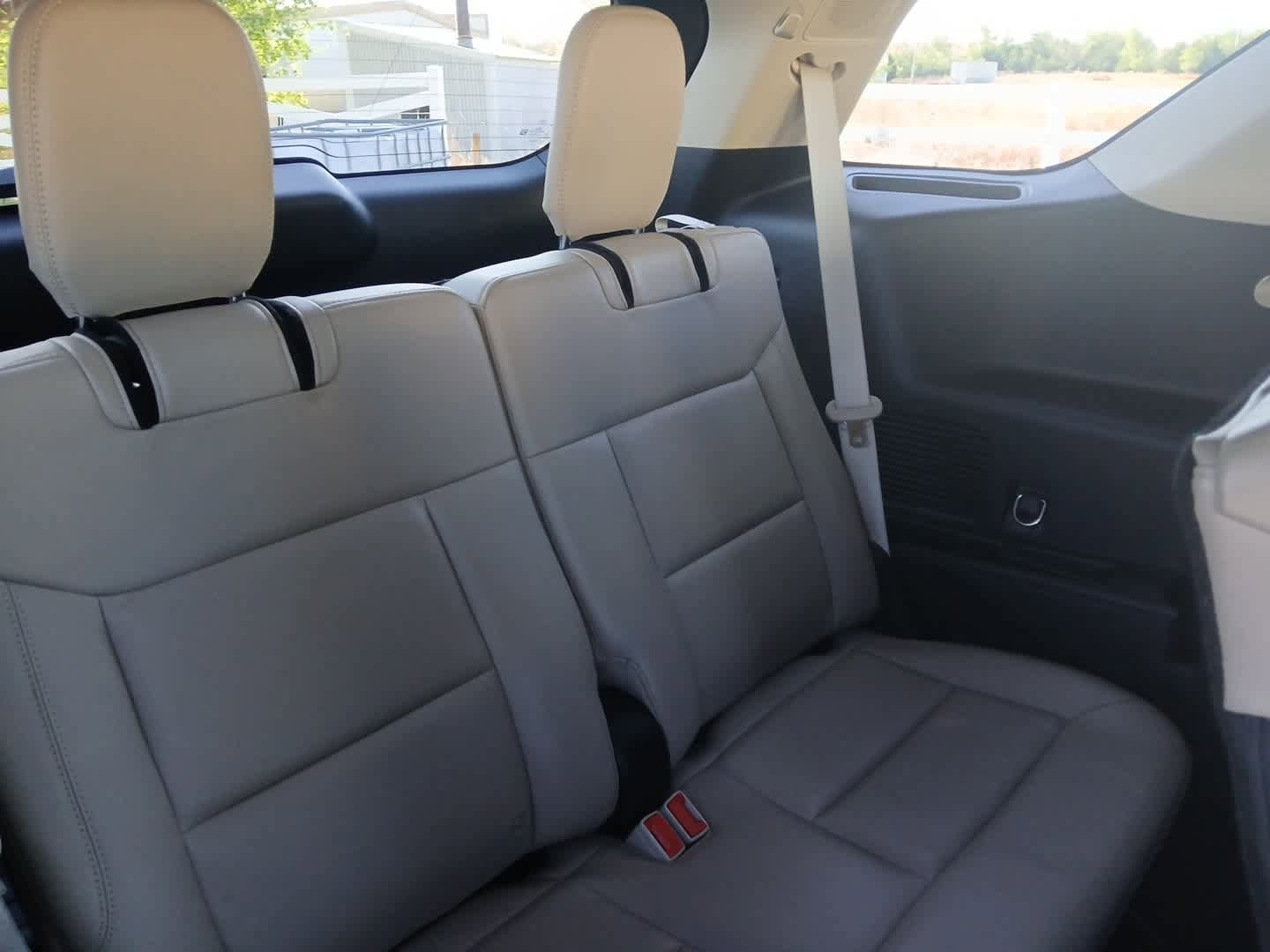 Used 2023 Ford Explorer Limited AWD/4WD image 75
