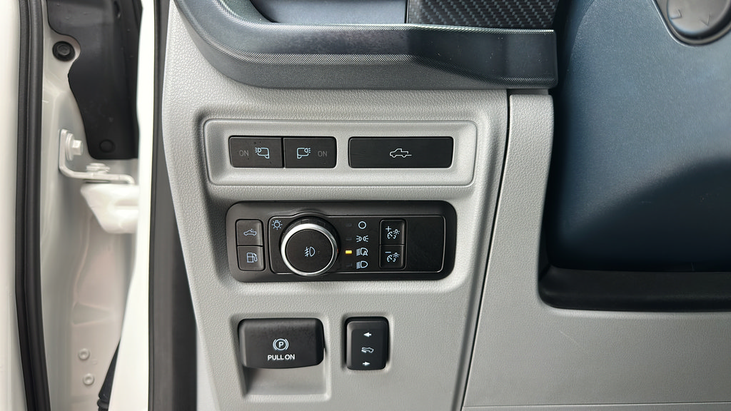Used 2023 Ford F150 Limited AWD/4WD image 30