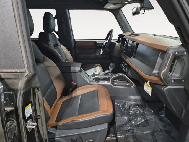 New 2024 Ford Bronco Outer Banks image 17