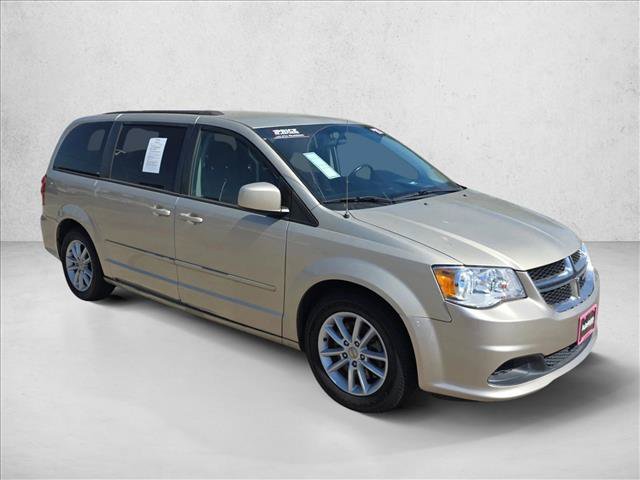 Used 2015 Dodge Grand Caravan SXT w/ Rear Park Assist Package FWD image 3