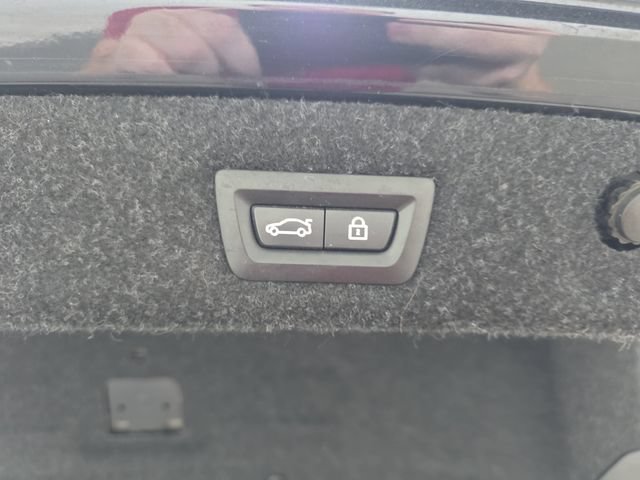 Used 2019 BMW M550i xDrive w/ Premium Package 2 AWD/4WD image 34