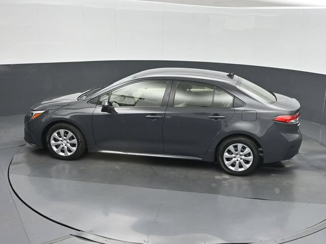 Used 2025 Toyota Corolla LE FWD image 44