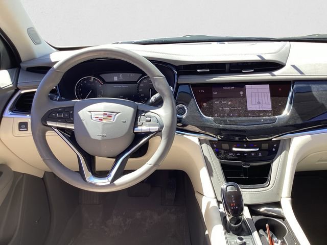 Used 2025 Cadillac XT6 Premium Luxury w/ LPO, Floor Liner Package AWD/4WD image 9