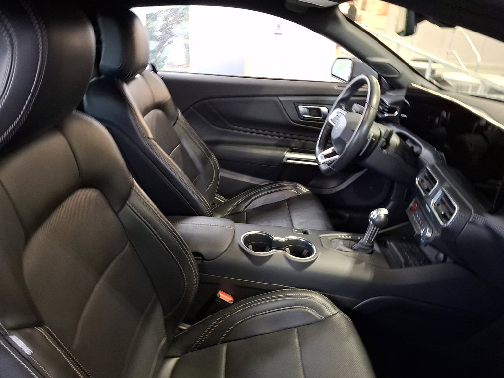 Used 2024 Ford Mustang GT Premium image 13