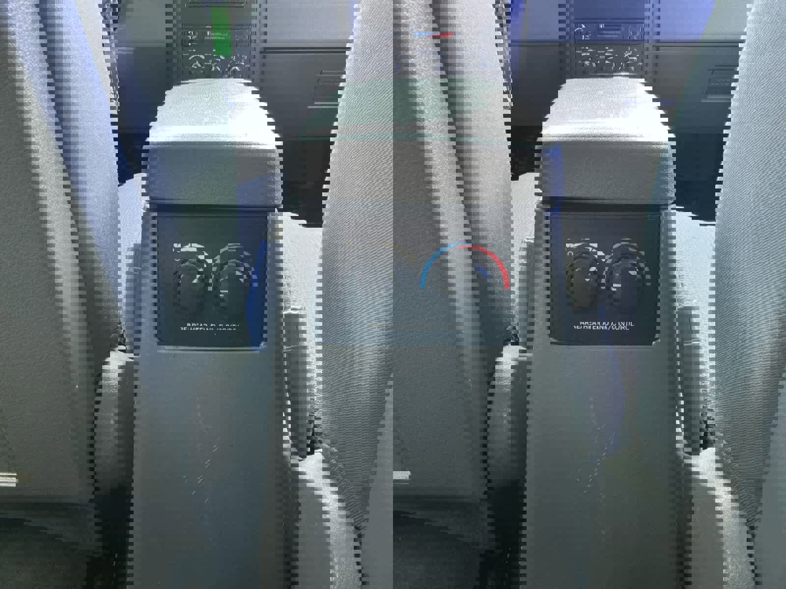 Used 2006 Dodge Durango SXT image 19