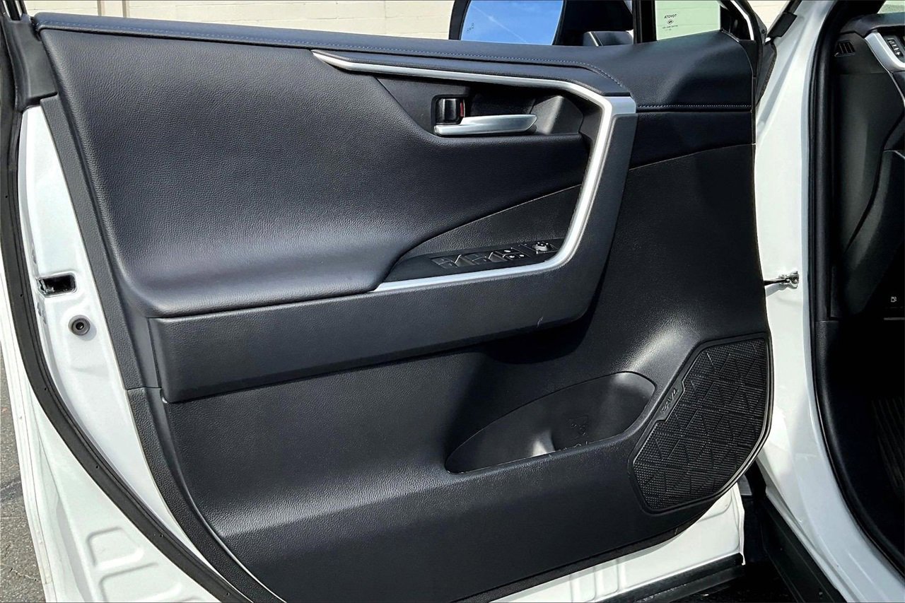 Used 2024 Toyota RAV4 XSE image 25