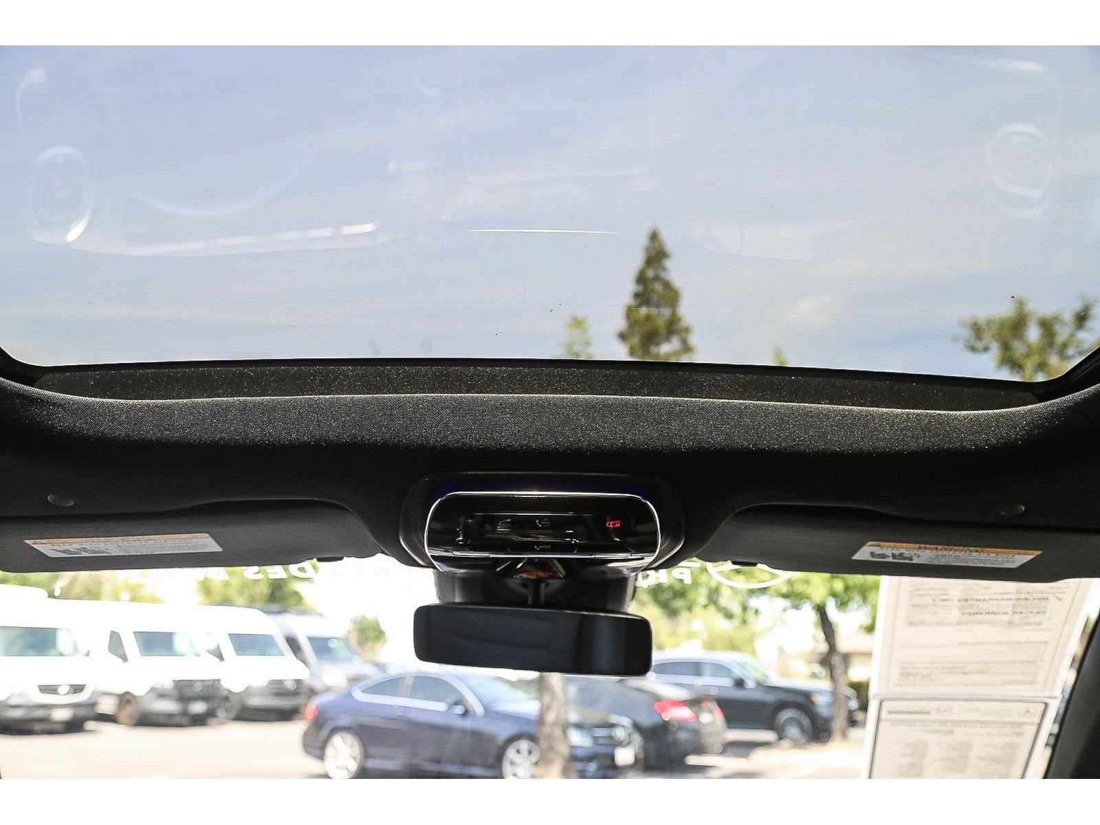 Certified 2025 Mercedes-Benz GLC 300 4MATIC image 14
