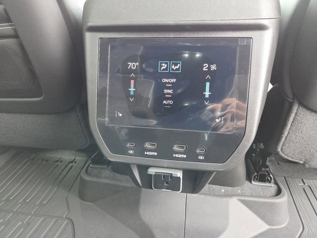 New 2026 GMC Yukon XL Denali Ultimate w/ LPO, Floor Liner Package AWD/4WD image 17