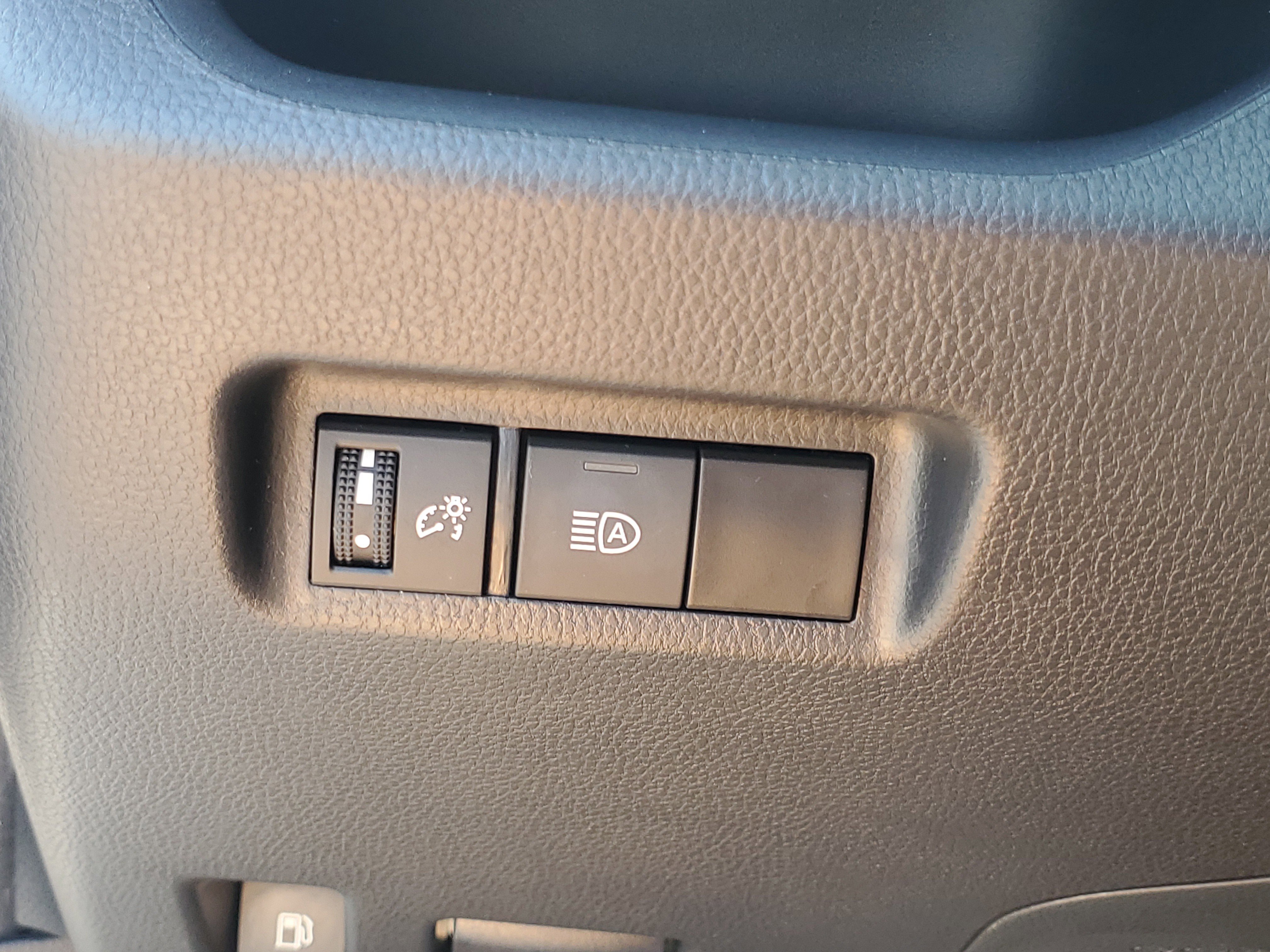Certified 2024 Toyota RAV4 LE AWD/4WD image 22