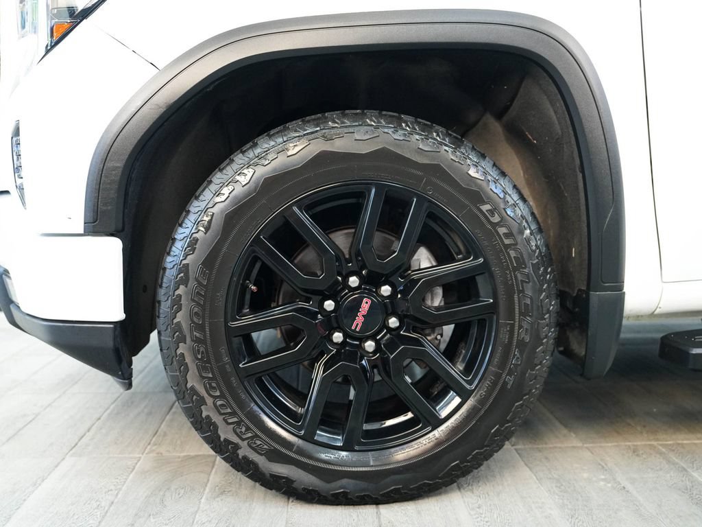 Used 2023 GMC Sierra 1500 Elevation w/ Preferred Package AWD/4WD image 9