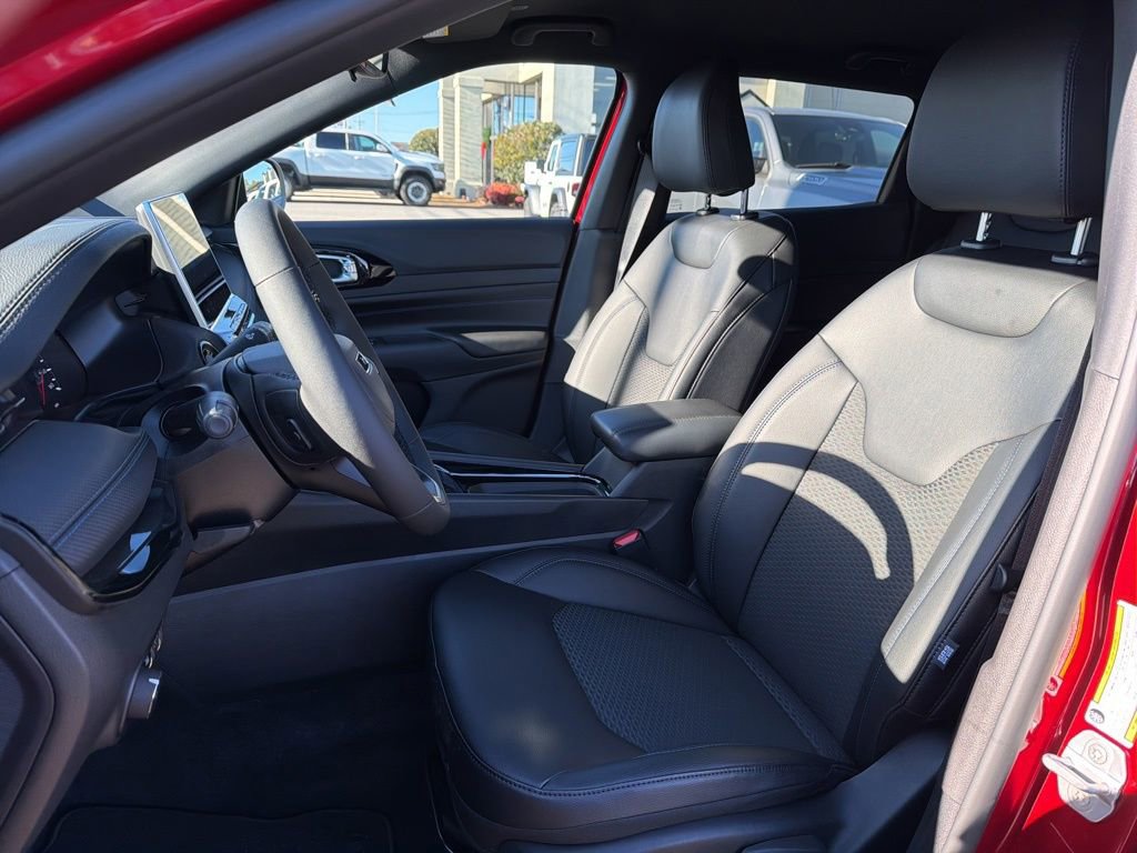 New 2026 Jeep Compass Latitude image 27