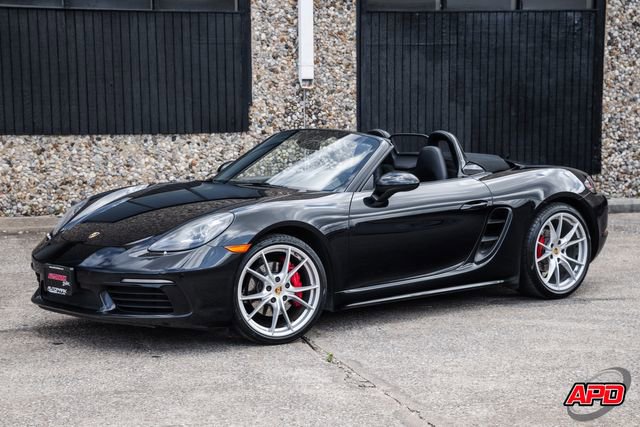 Used 2017 Porsche 718 Boxster S RWD image 36
