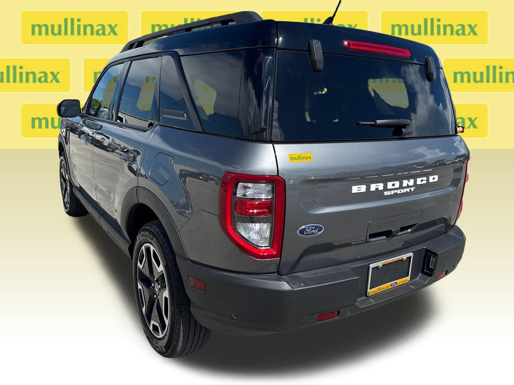 Used 2024 Ford Bronco Sport Outer Banks w/ Tech Package AWD/4WD image 9